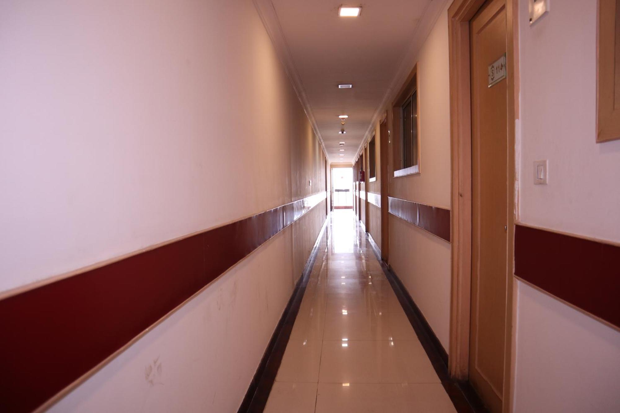 Sri Sai Ram Suites Bangalore Exterior photo
