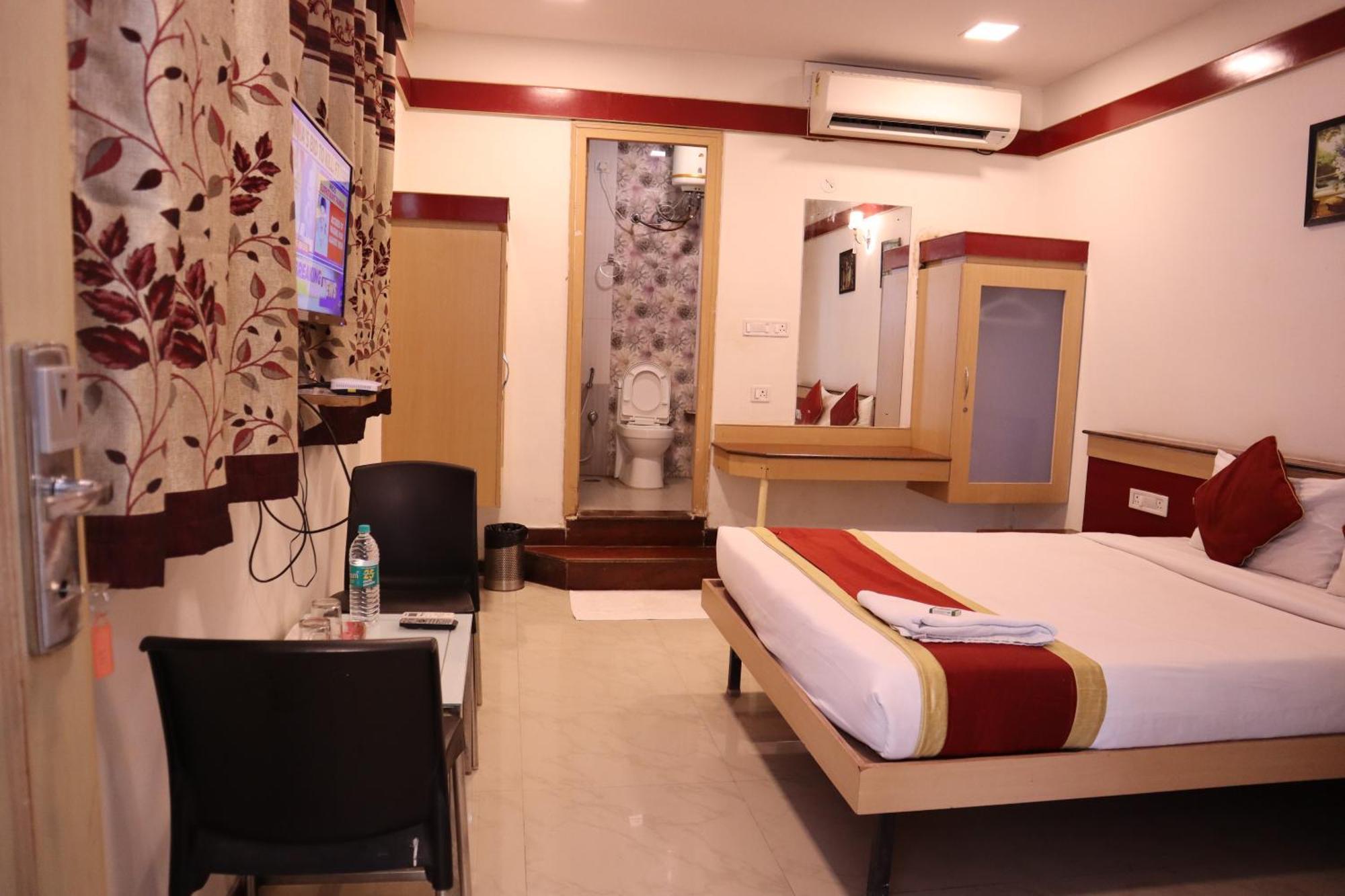 Sri Sai Ram Suites Bangalore Exterior photo